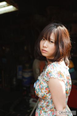 《乳色吐息》