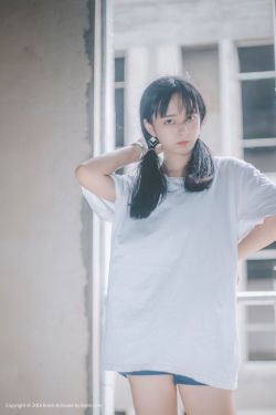 本色世界app
