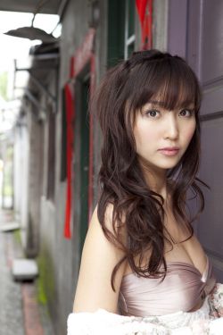美国4黑人入侵华人豪宅遭开枪击退