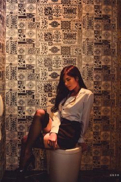 《守护美女公子诺》