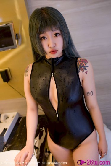 宝贝腿抬起来HH